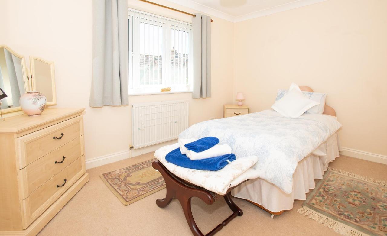 Luxury House In Warsash. Hotel Екстериор снимка